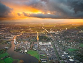 英国陨石发现地外水，宇宙奥秘的又一突破 稀有陨石降落英国