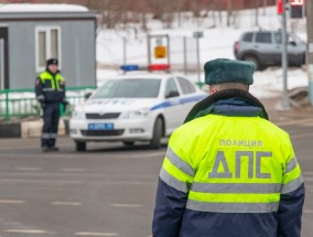 网约车满载乘客遭遇车祸，交警部门迅速回应 网约车累死人