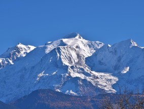 深圳行山，漫步银白栈道，感受山水风光——8处最美打卡推荐 深圳有看银杏的地方吗